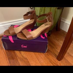 Fioni Small Wedge Buckle Sandals